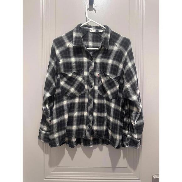 Levi's Tops - Levi's Black and White Plaid Button-Up Shirt